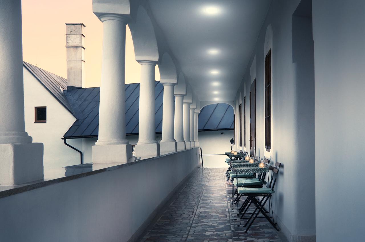 Kastiel Cicmany Hotel Exterior foto